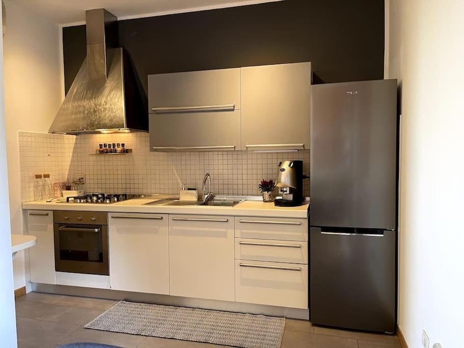 Appartamento Moderno In Tenuta Melloni 안졸라델에밀리아 외부 사진